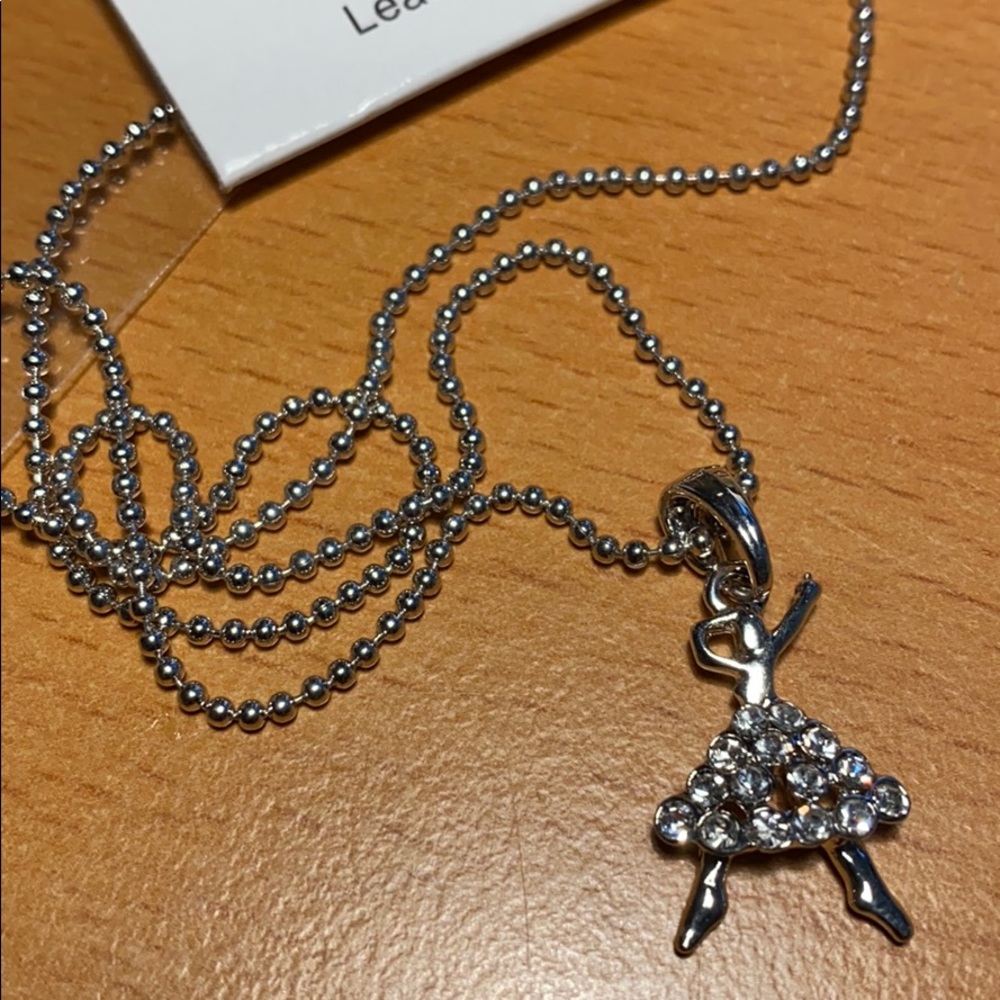NWT Happy Women/Lady Necklace